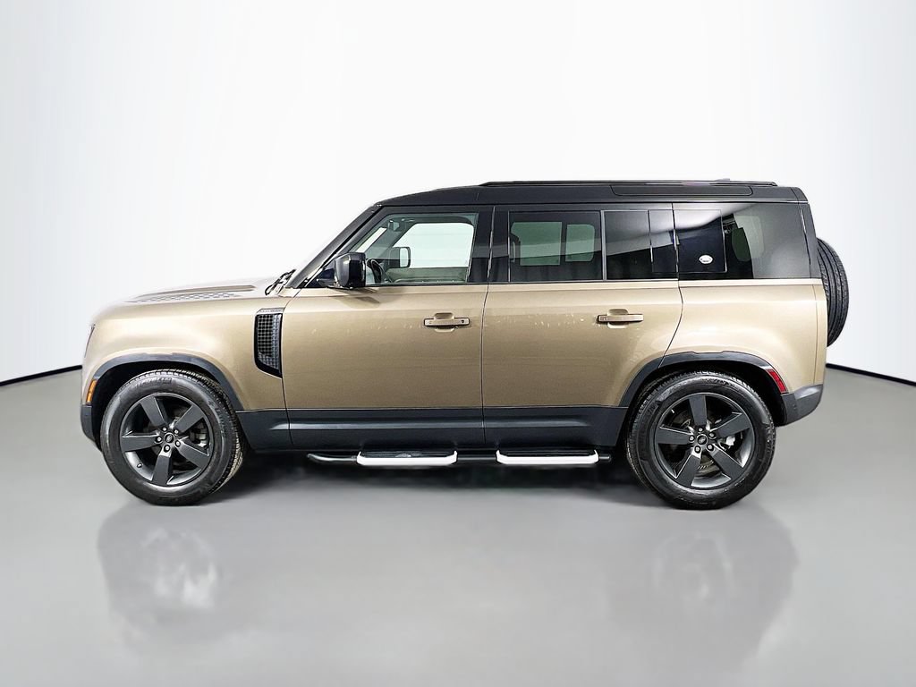 Used 2021 Land Rover Defender 110 S AWD/4WD image 8