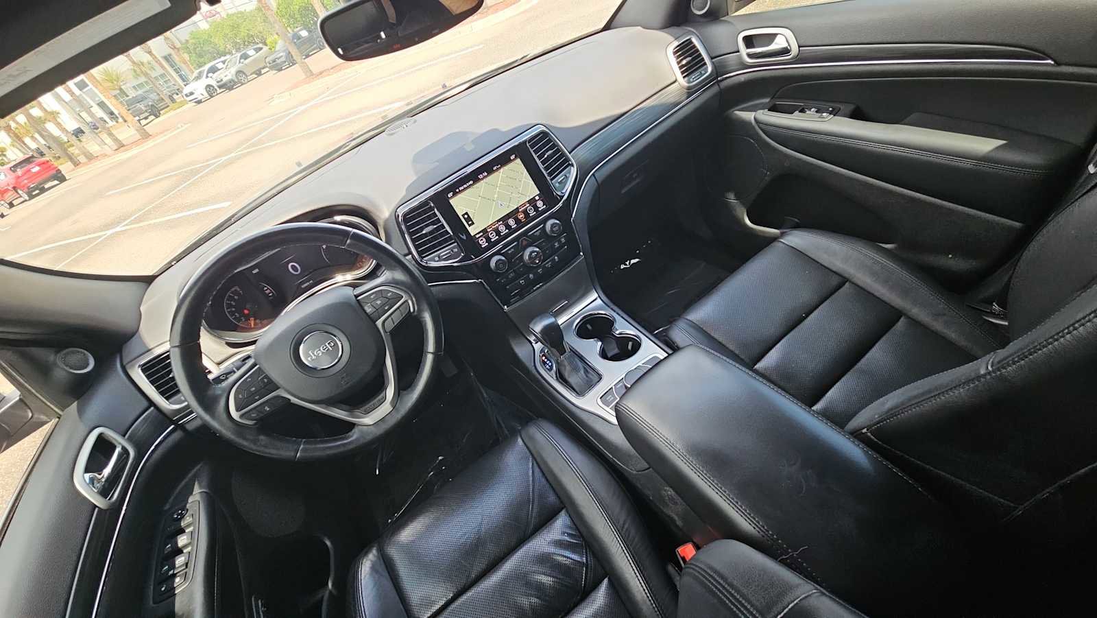 Used 2020 Jeep Grand Cherokee Limited w/ Luxury Group II AWD/4WD image 23