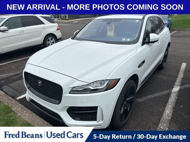 Used 2017 Jaguar F-PACE R-Sport image 2