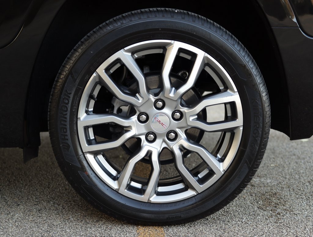 Used 2023 GMC Terrain Denali image 41