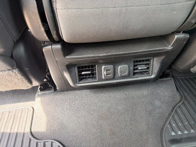 Used 2021 Chevrolet Silverado 1500 RST w/ Bed Protection Package AWD/4WD image 21