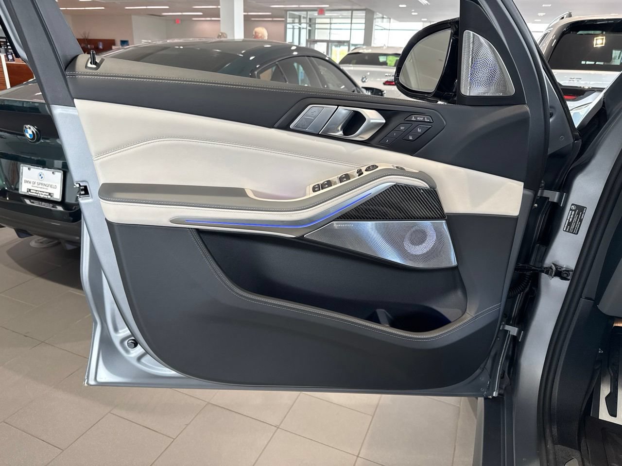 New 2027 BMW X7 M60i AWD/4WD image 41