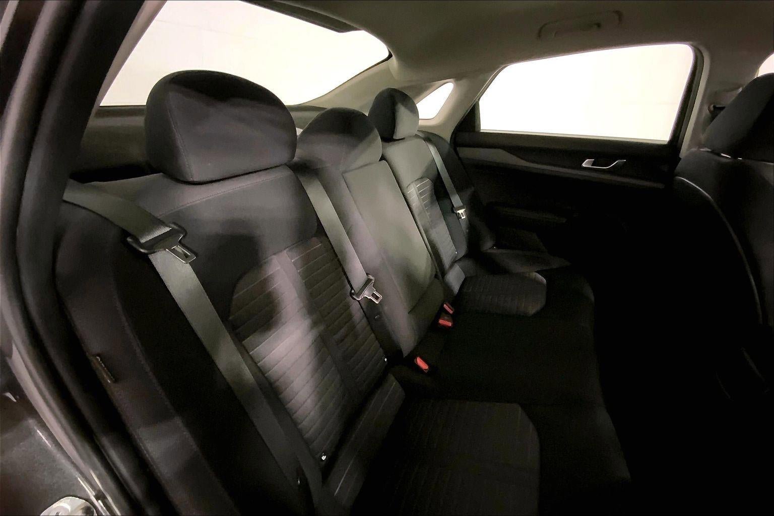 Used 2025 Kia K5 LXS FWD image 23