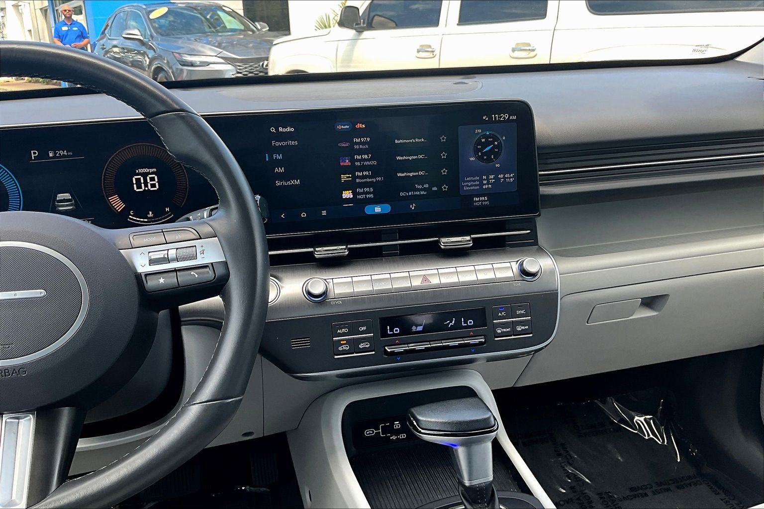 Used 2025 Hyundai Kona SEL AWD/4WD image 6