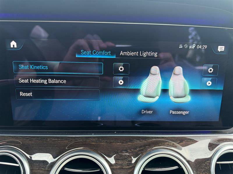 Used 2021 Mercedes-Benz E 350 Sedan image 27