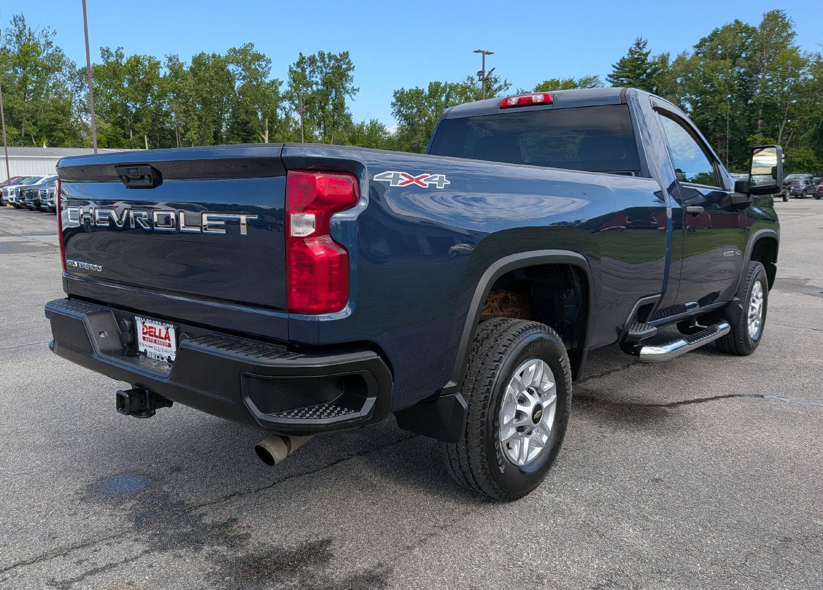 Used 2022 Chevrolet Silverado 2500 W/T w/ WT Convenience Package AWD/4WD image 8