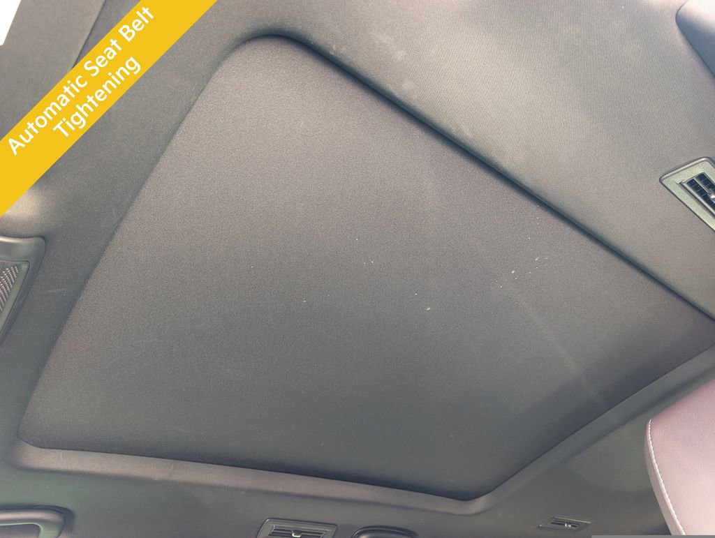 Used 2023 Cadillac XT6 Premium Luxury w/ Technology Package AWD/4WD image 17