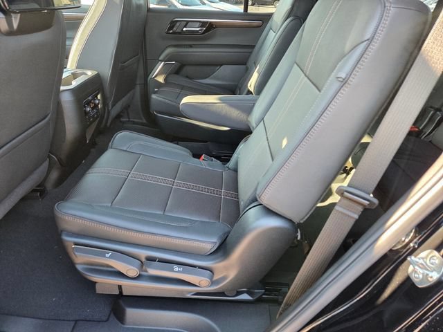 New 2026 Chevrolet Tahoe High Country AWD/4WD image 7
