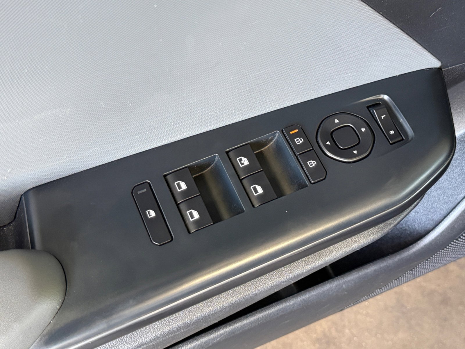 Used 2025 Kia K4 FWD image 14