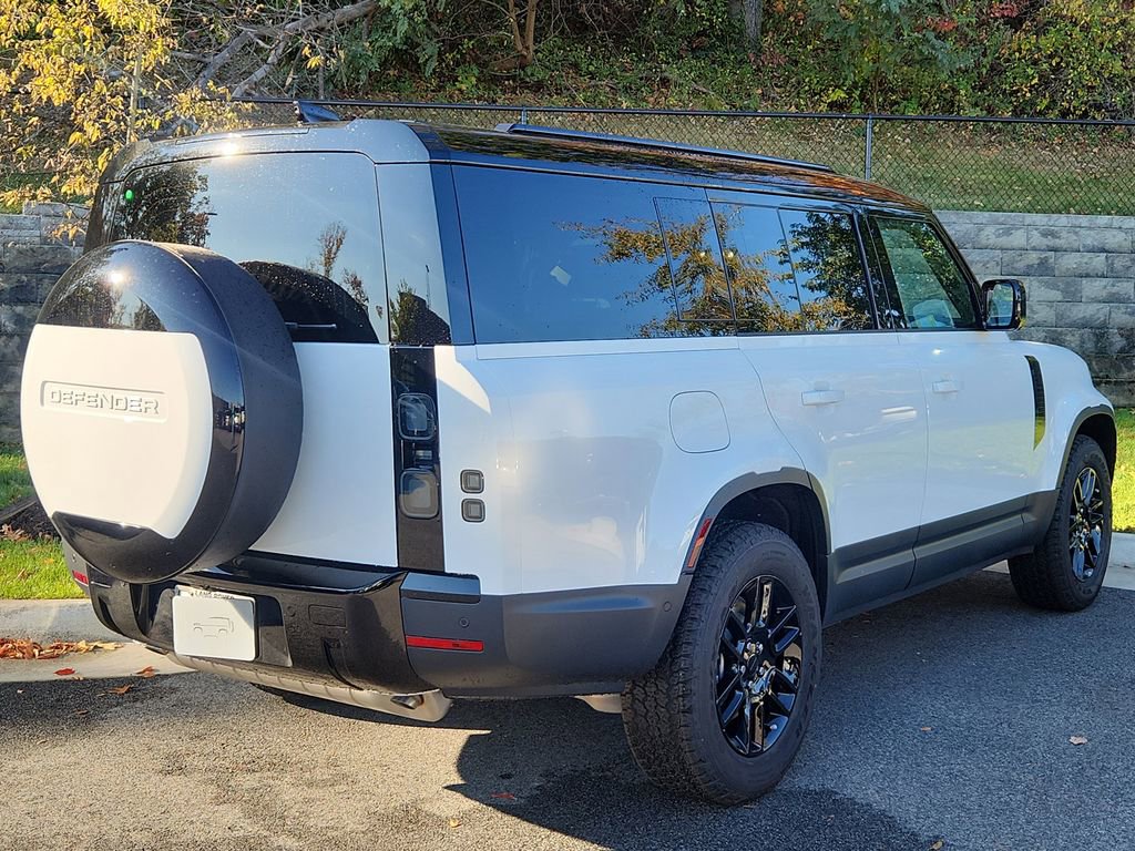 Used 2026 Land Rover Defender 130 S video 2