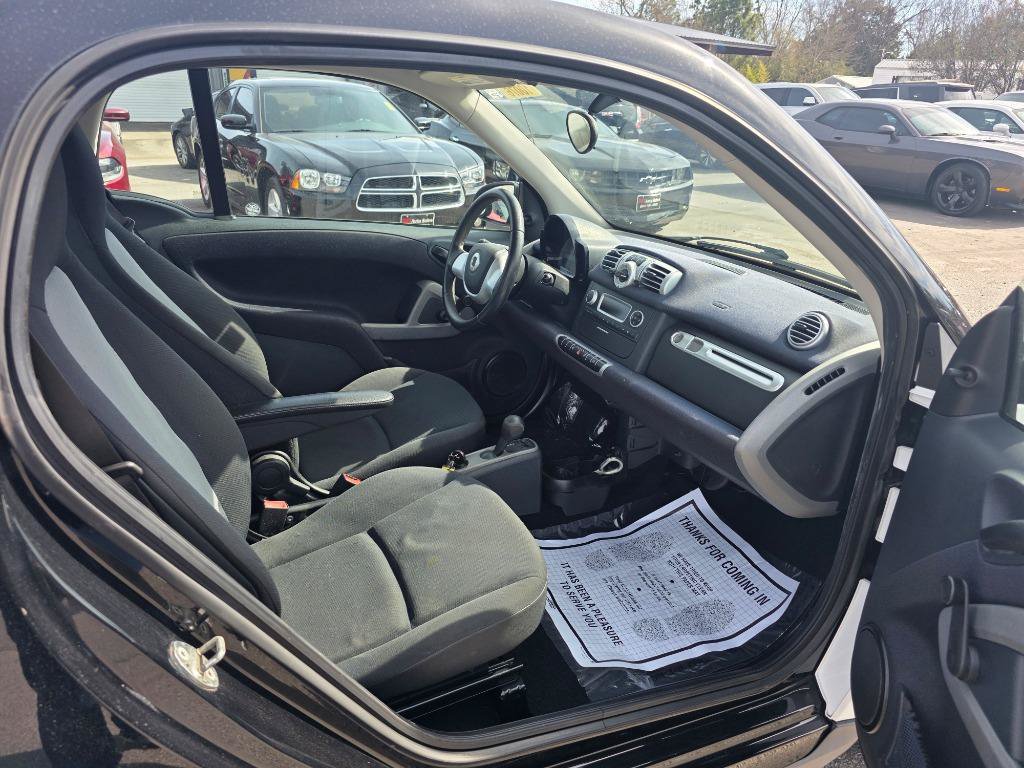 Used 2015 smart fortwo pure RWD image 7