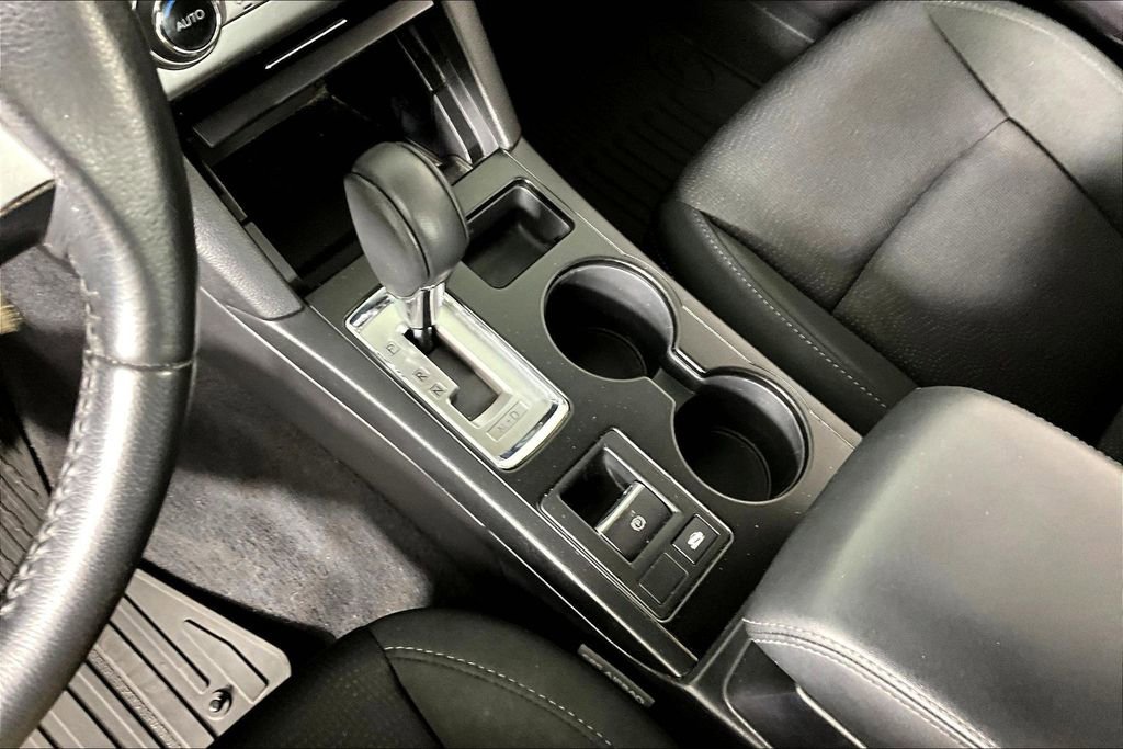 Used 2017 Subaru Legacy 2.5i Premium image 17