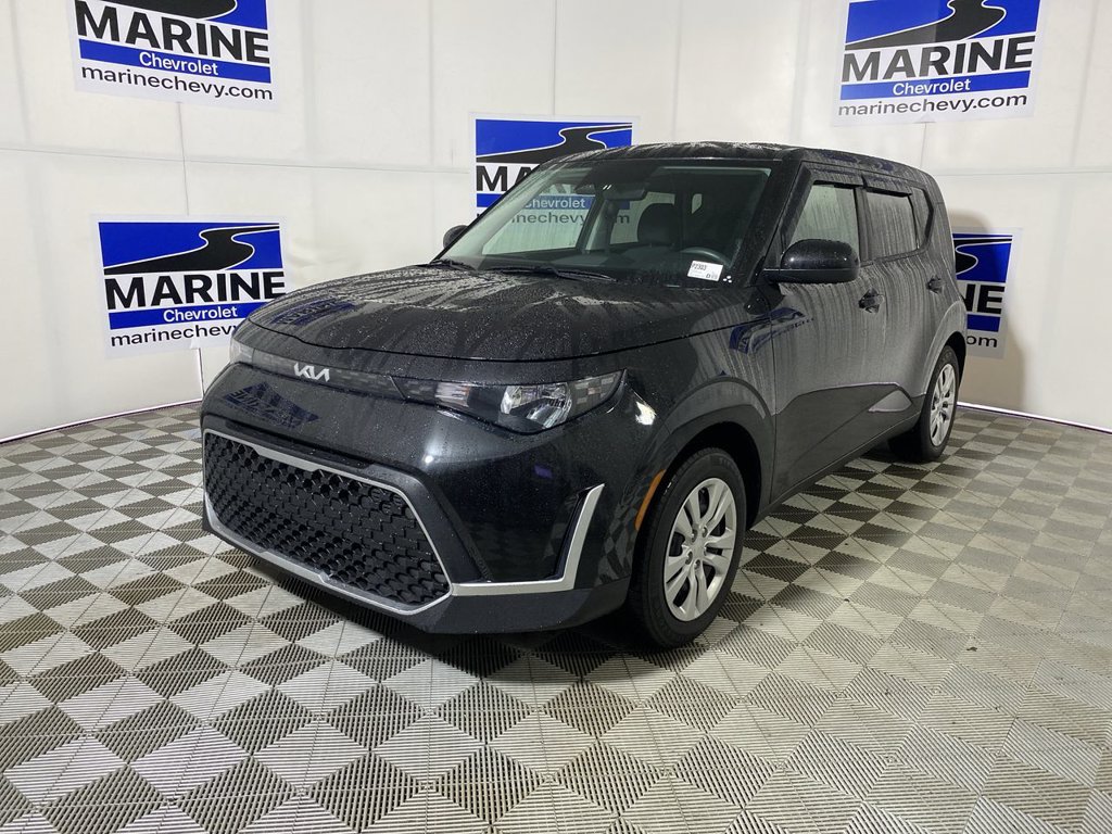 Used 2024 Kia Soul LX FWD image 14