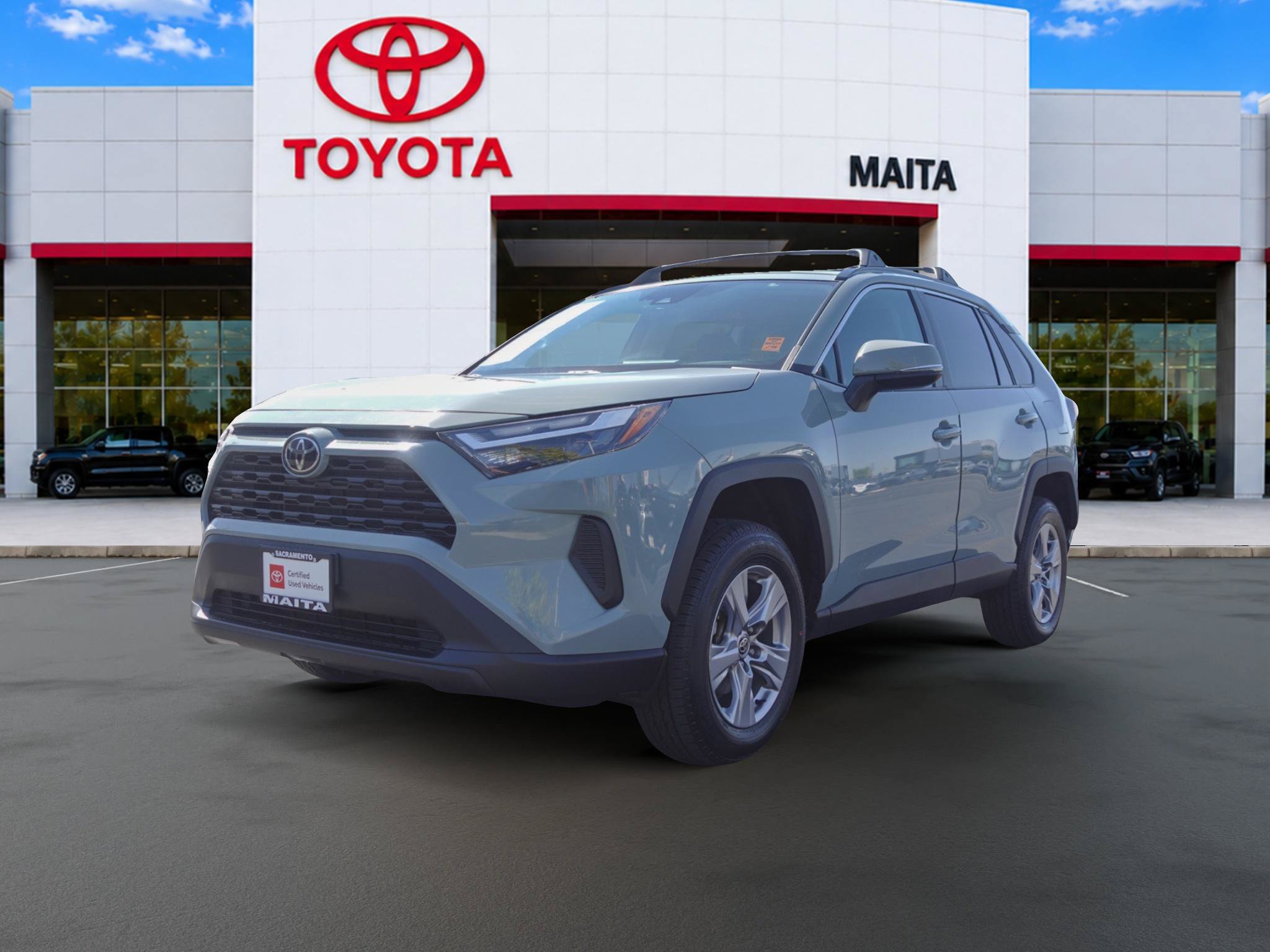 Used 2022 Toyota RAV4 XLE w/ Convenience Package AWD/4WD image 7