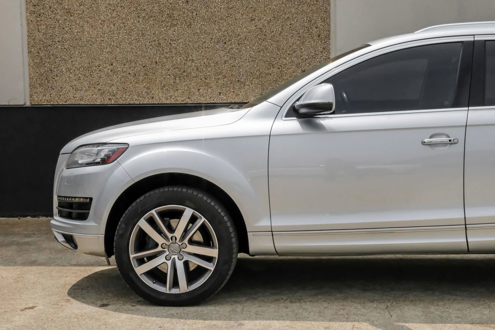 Used 2014 Audi Q7 3.0T Premium Plus AWD/4WD image 11