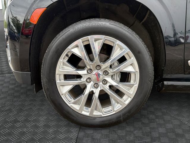Used 2021 GMC Yukon Denali w/ Denali Premium Package AWD/4WD image 13
