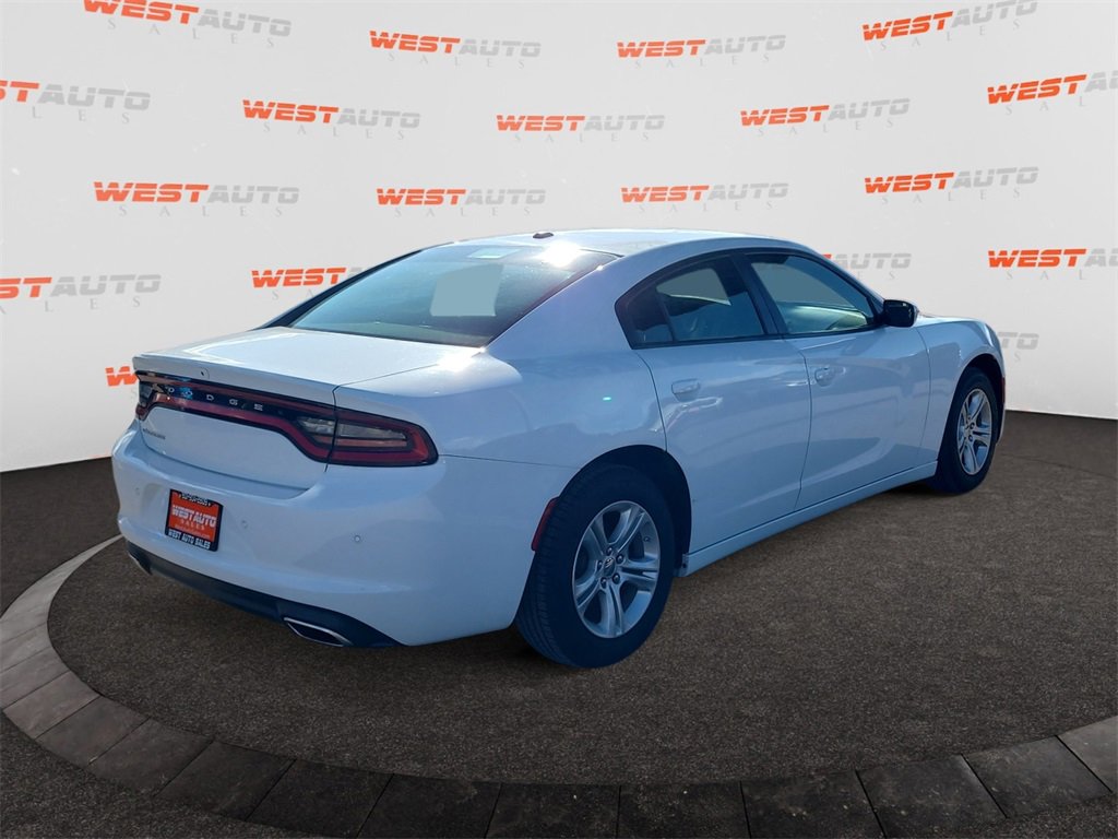 Used 2022 Dodge Charger SXT image 5
