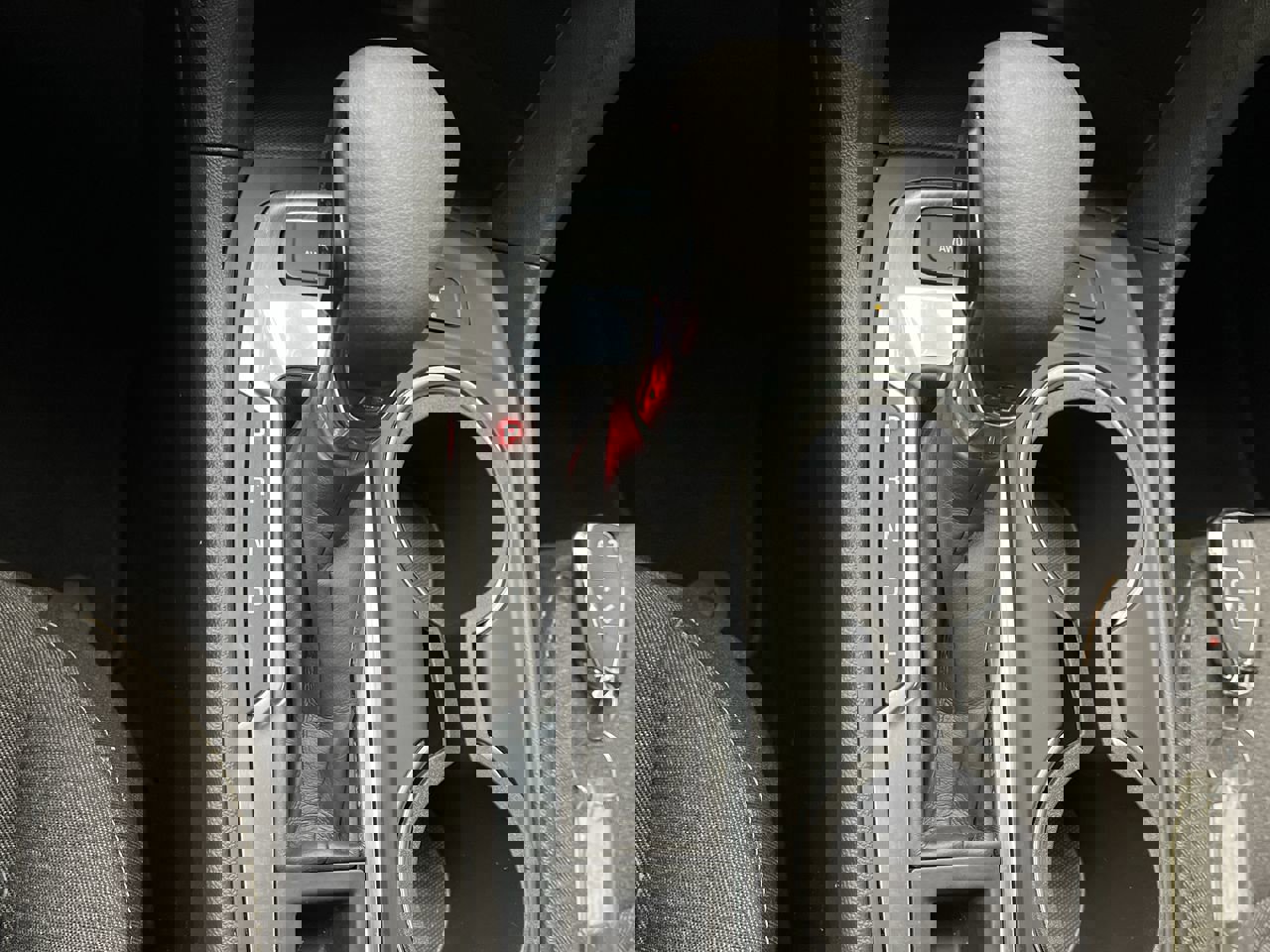 Certified 2022 Chevrolet Equinox LT w/ Driver Convenience Package image 24