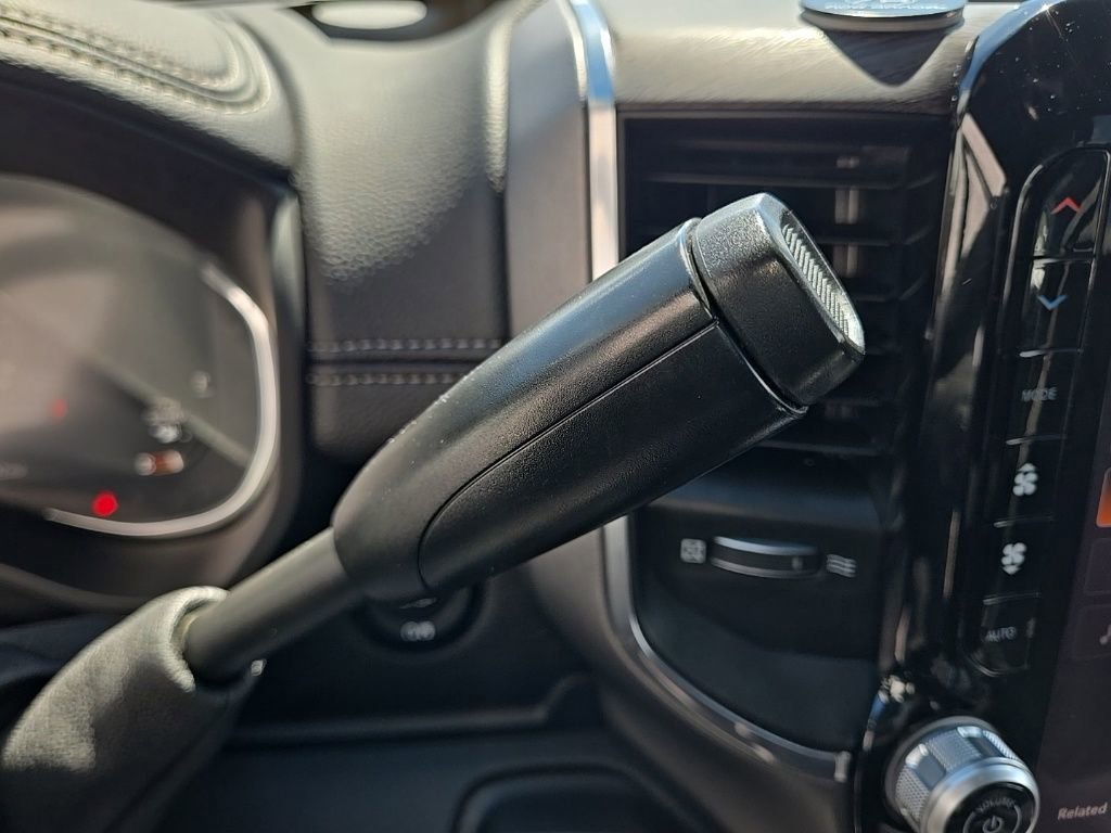 Used 2025 RAM 3500 Laramie w/ Sport Appearance Package AWD/4WD image 28