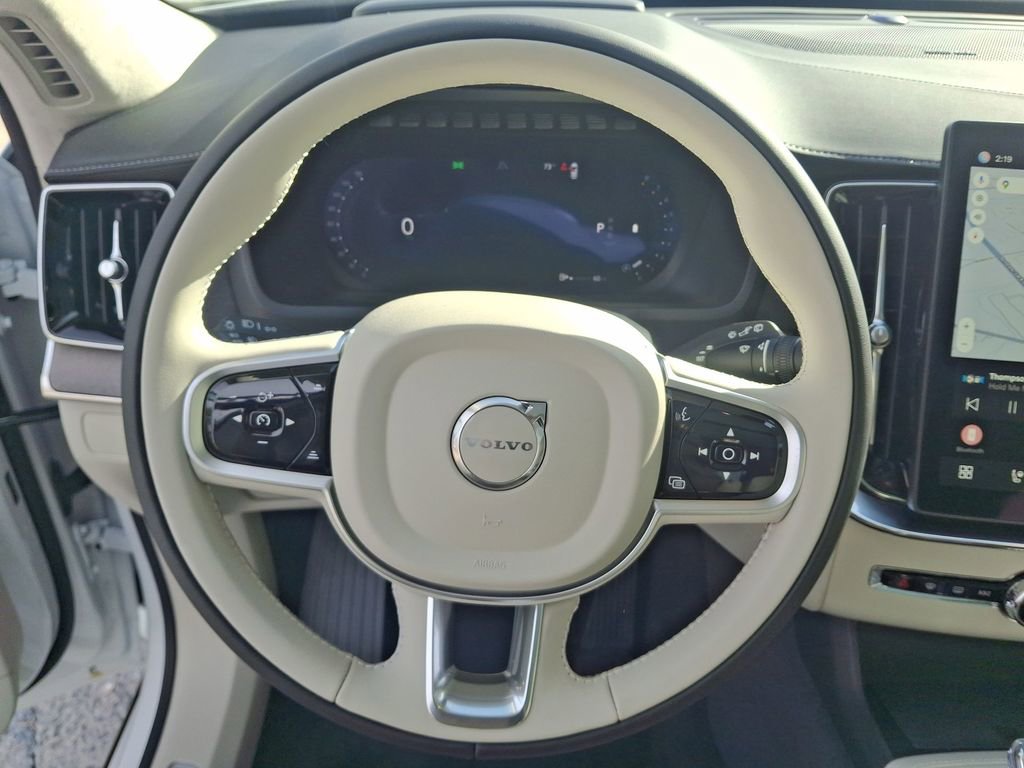 New 2026 Volvo XC90 B6 Ultra w/ Lounge Package image 17
