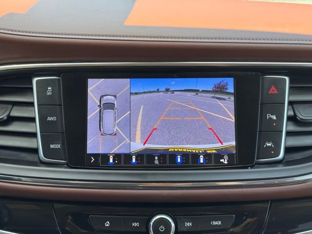 Used 2021 Buick Enclave Avenir w/ Avenir Technology Package AWD/4WD image 19