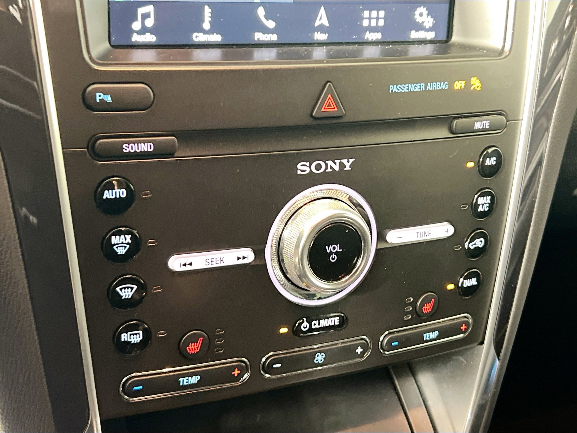 Used 2019 Ford Explorer Sport image 27