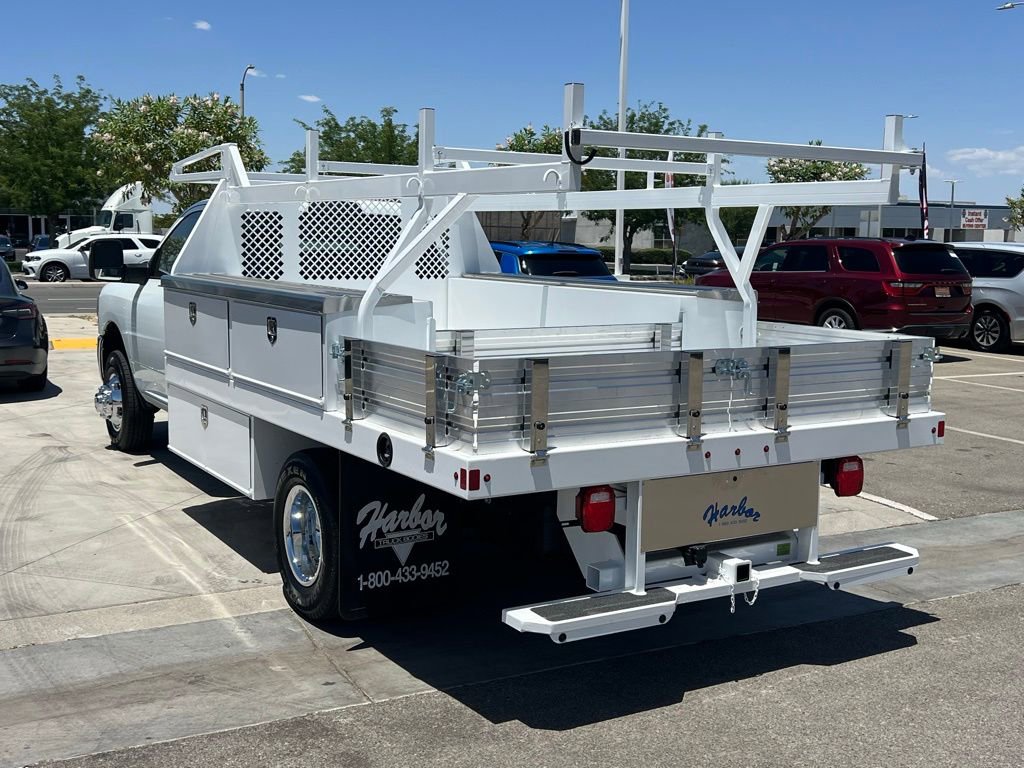 New 2024 RAM 3500 Tradesman AWD/4WD image 4