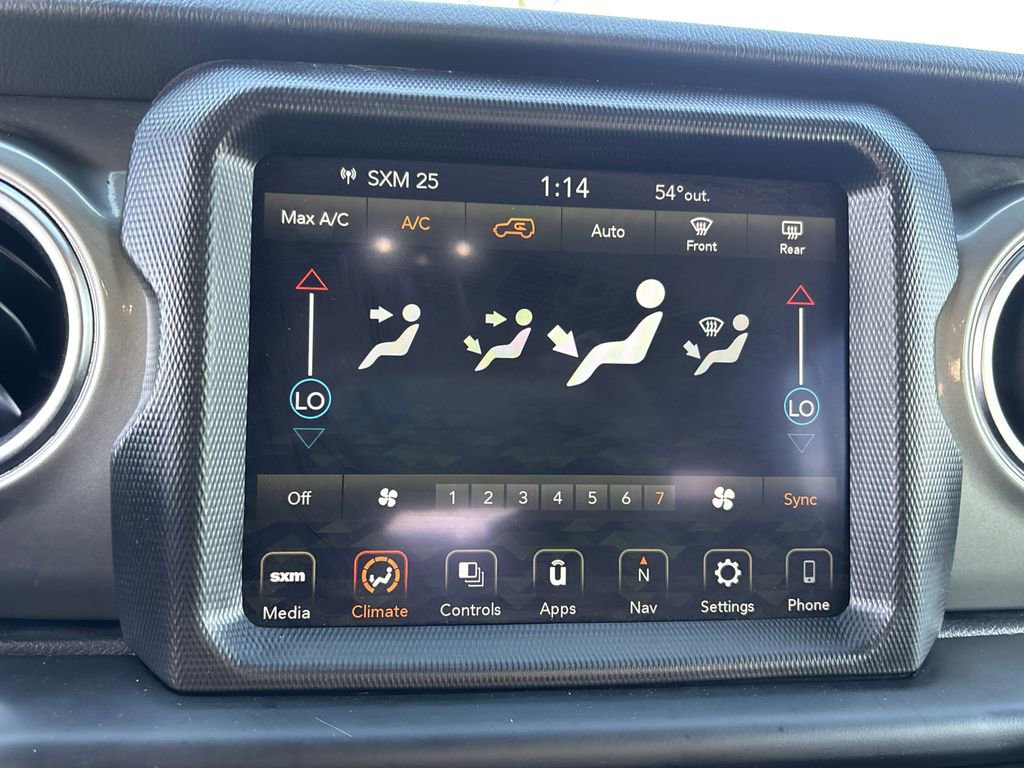 Used 2023 Jeep Wrangler Sahara image 16