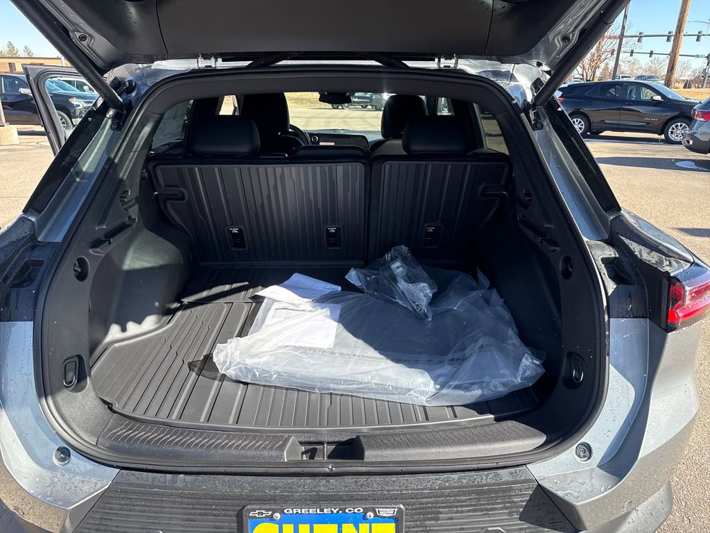 New 2026 Chevrolet Equinox EV LT AWD/4WD image 22