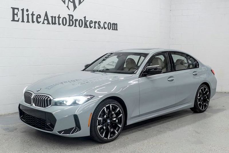 Used 2025 BMW 330i xDrive w/ M-Sport Package image 36