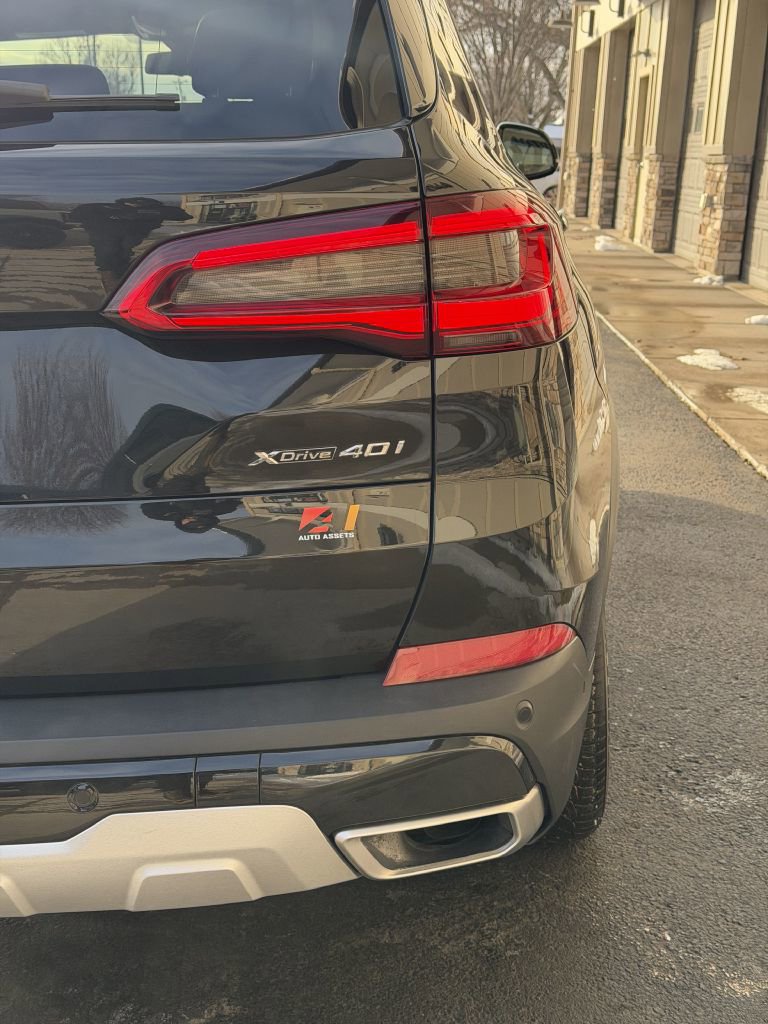 Used 2019 BMW X5 xDrive40i w/ Convenience Package image 16