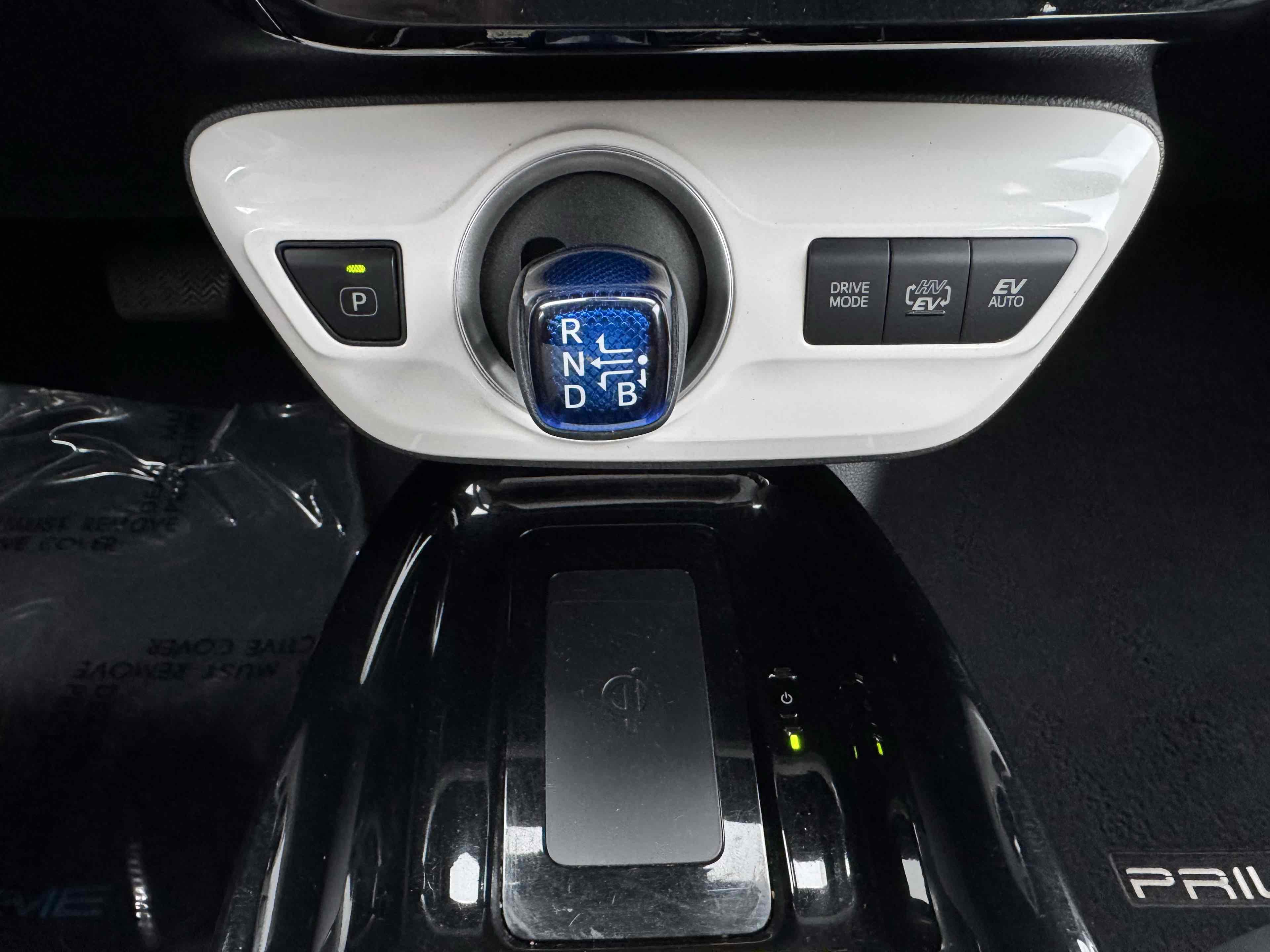 Used 2017 Toyota Prius Prime Premium w/ Carpet Mat Package image 26