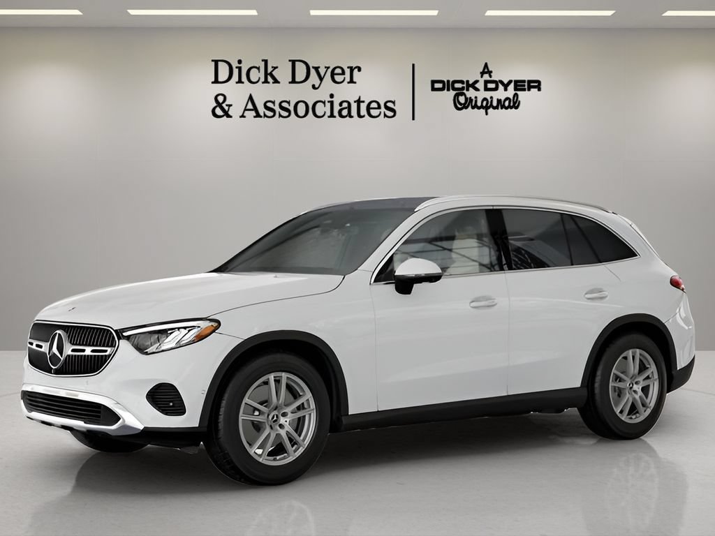 Used 2026 Mercedes-Benz GLC 300 image 28