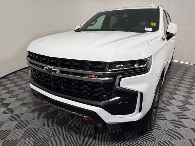 Used 2022 Chevrolet Tahoe Z71 w/ Luxury Package image 2