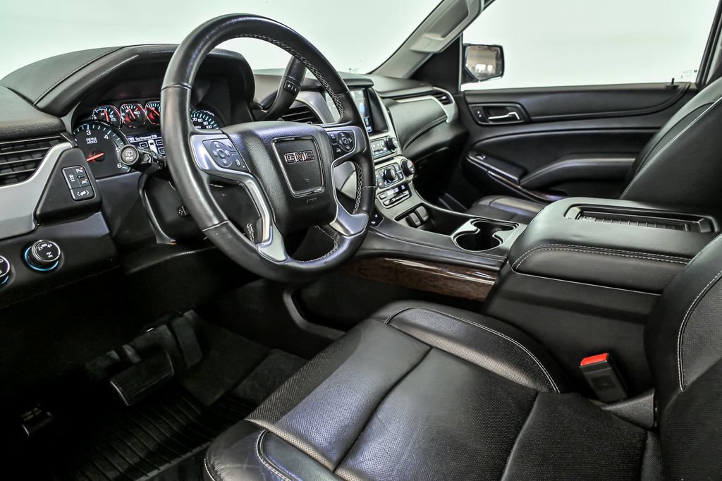 Used 2017 GMC Yukon SLT AWD/4WD image 13