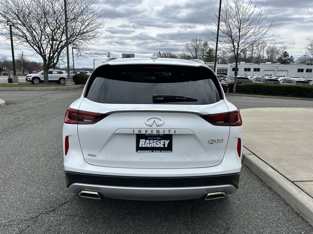 Certified 2023 INFINITI QX50 Luxe image 7
