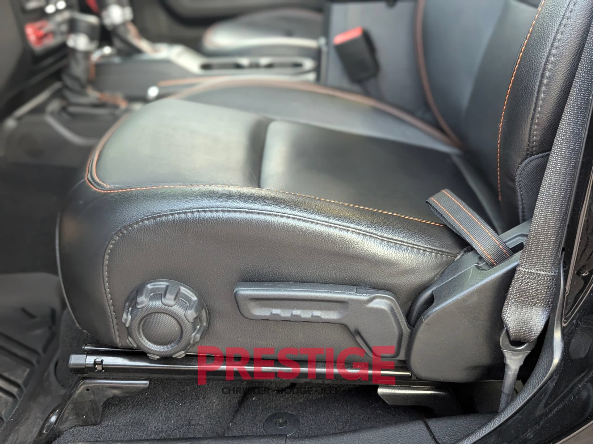 Used 2021 Jeep Gladiator Mojave AWD/4WD image 29