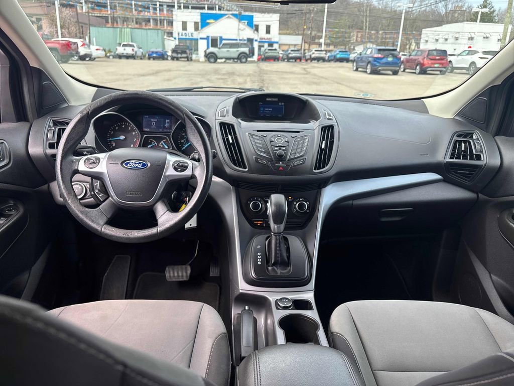 Used 2015 Ford Escape SE image 22