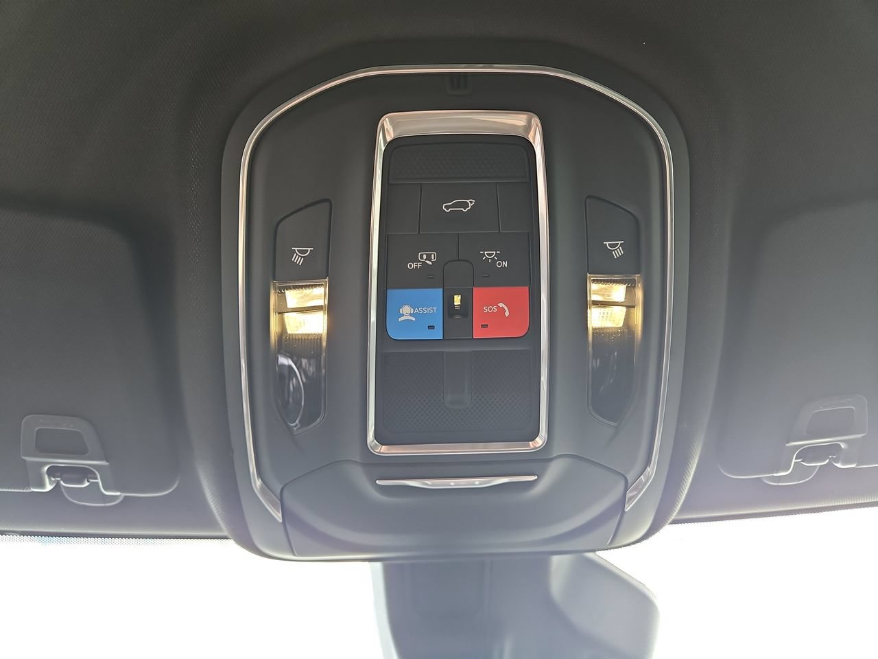 New 2026 Jeep Grand Cherokee Altitude AWD/4WD image 22