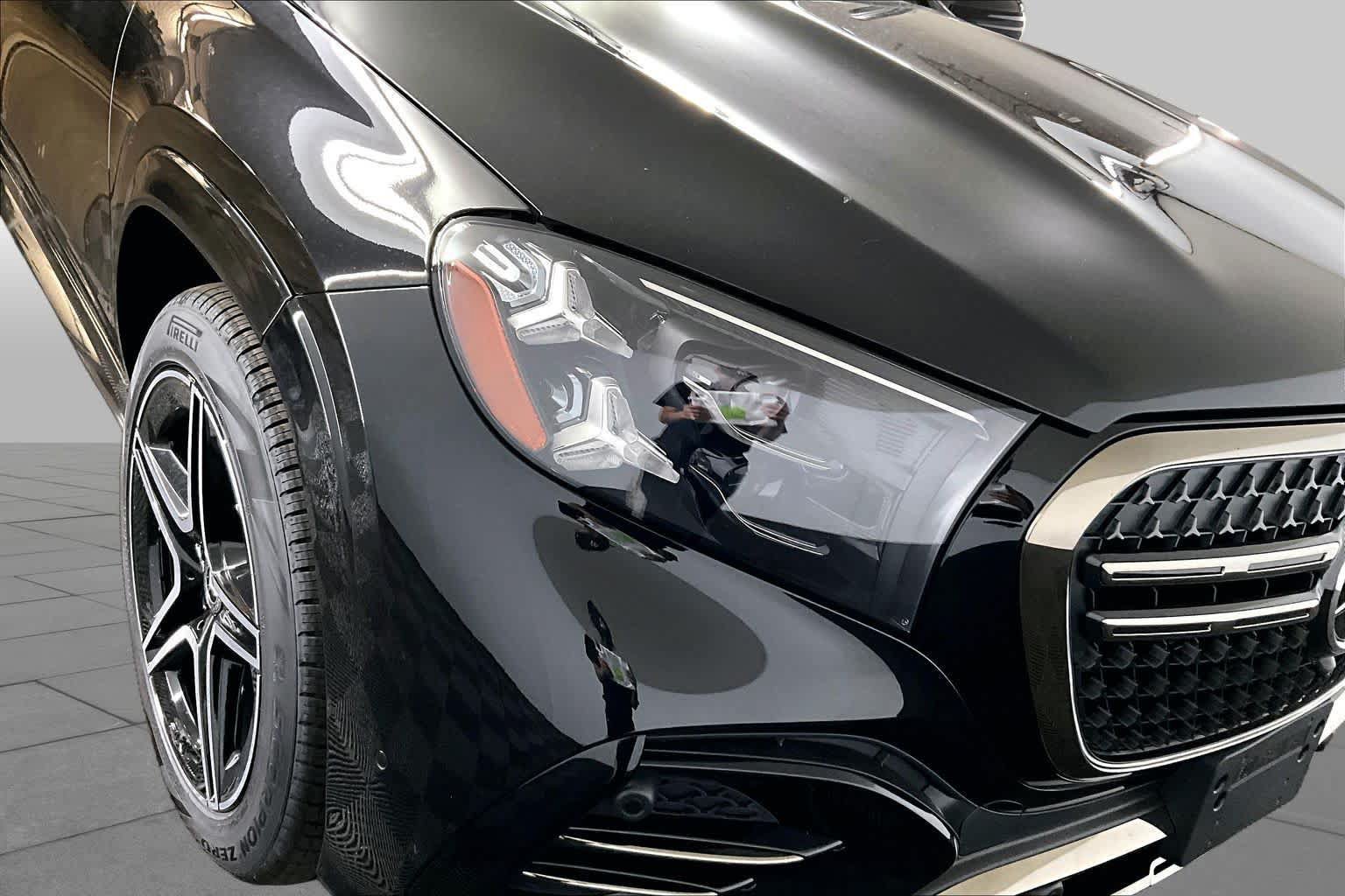 New 2027 Mercedes-Benz GLS 450 4MATIC image 17