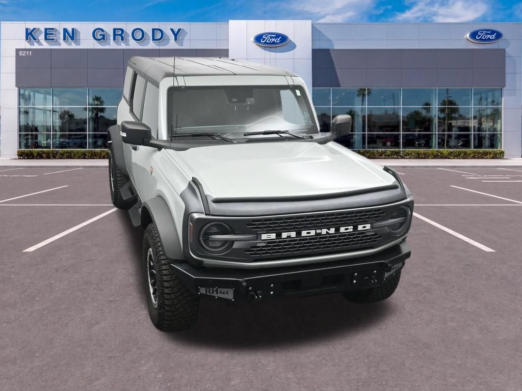 Used 2023 Ford Bronco Badlands AWD/4WD image 11