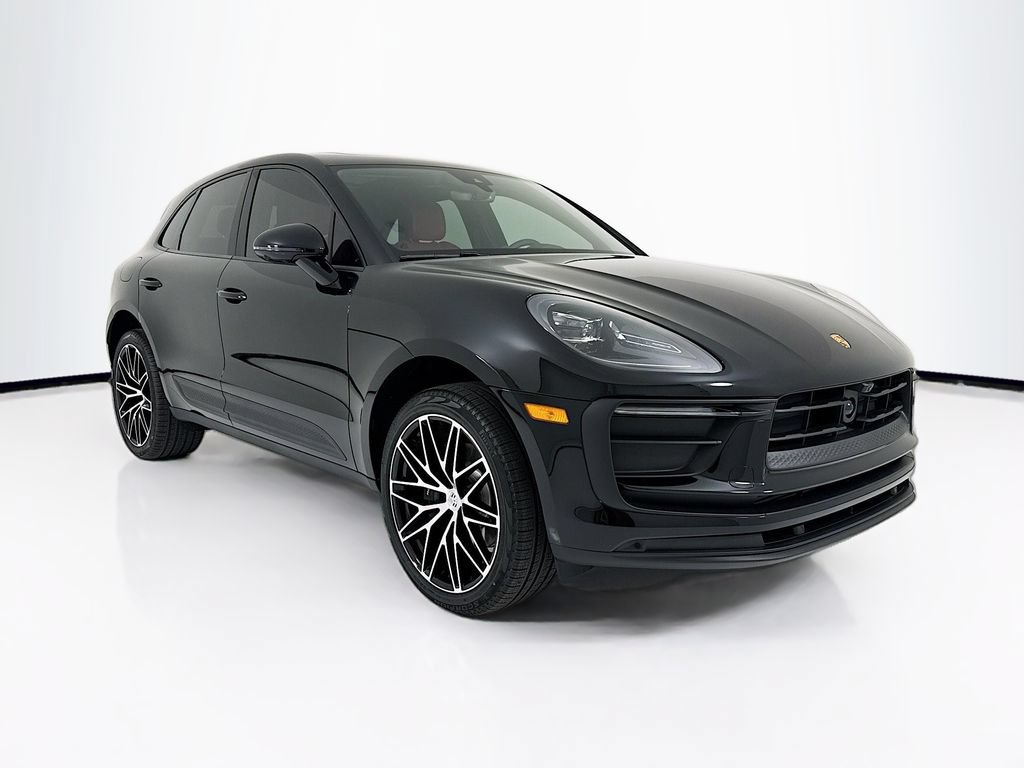 New 2026 Porsche Macan AWD/4WD image 7