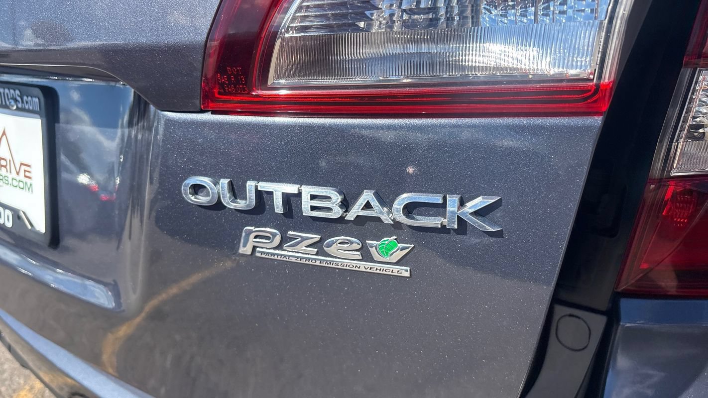 Used 2015 Subaru Outback 2.5i Limited AWD/4WD image 24