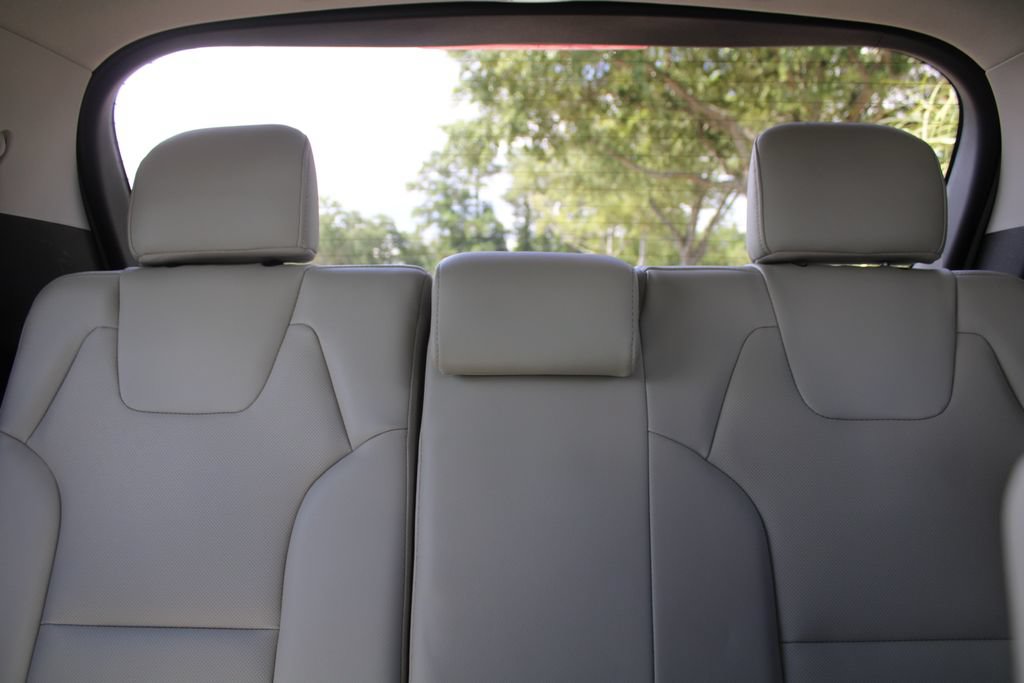 Certified 2024 Kia Telluride EX w/ EX Captain's Chair Package FWD image 63