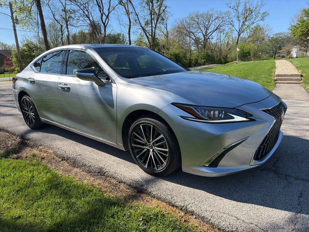 Used 2022 Lexus ES 350 w/ Premium Package image 7