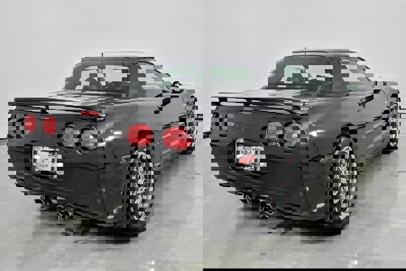 Used 2003 Chevrolet Corvette Z06 w/ Memory Package, 3 Drivers image 11