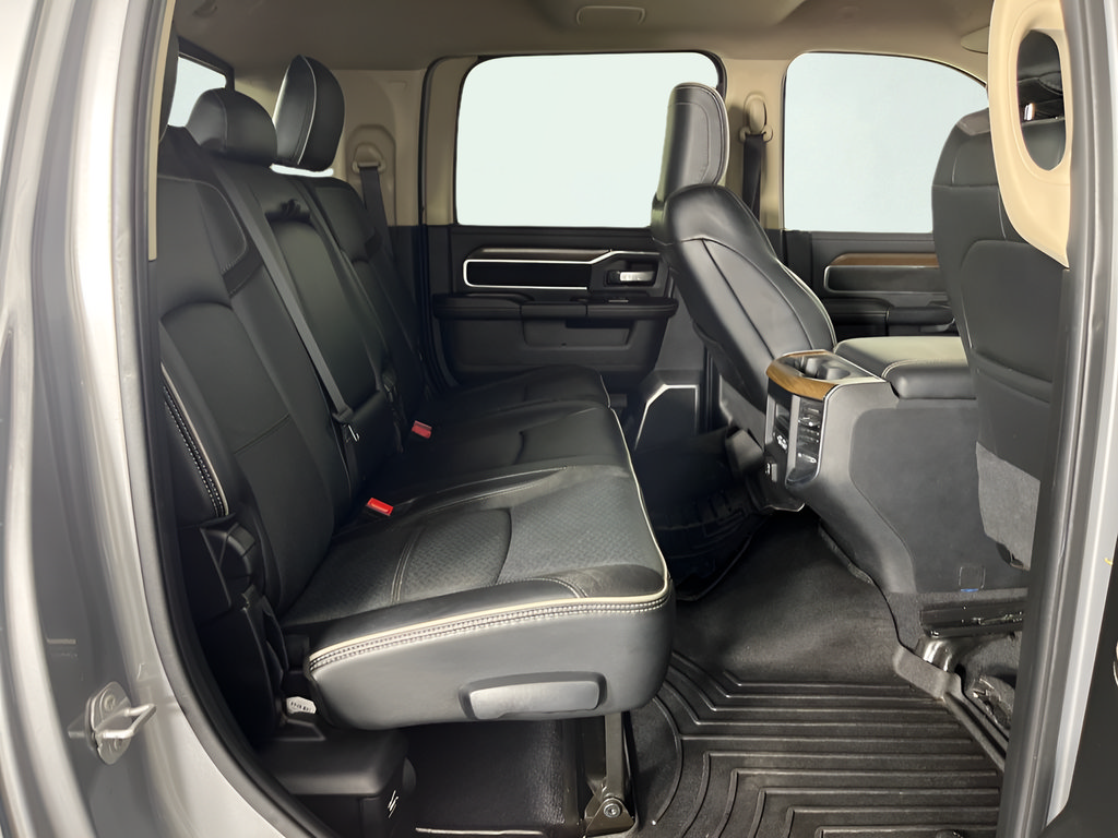Used 2022 RAM 3500 Laramie AWD/4WD image 13