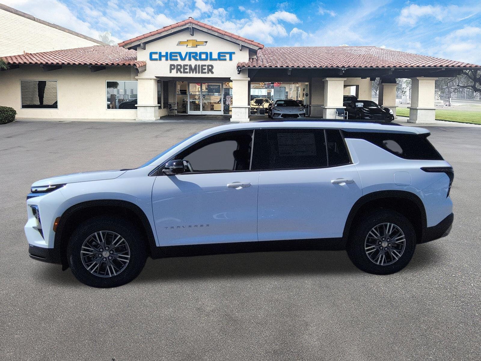 New 2026 Chevrolet Traverse LT w/ Driver Confidence Package FWD image 5