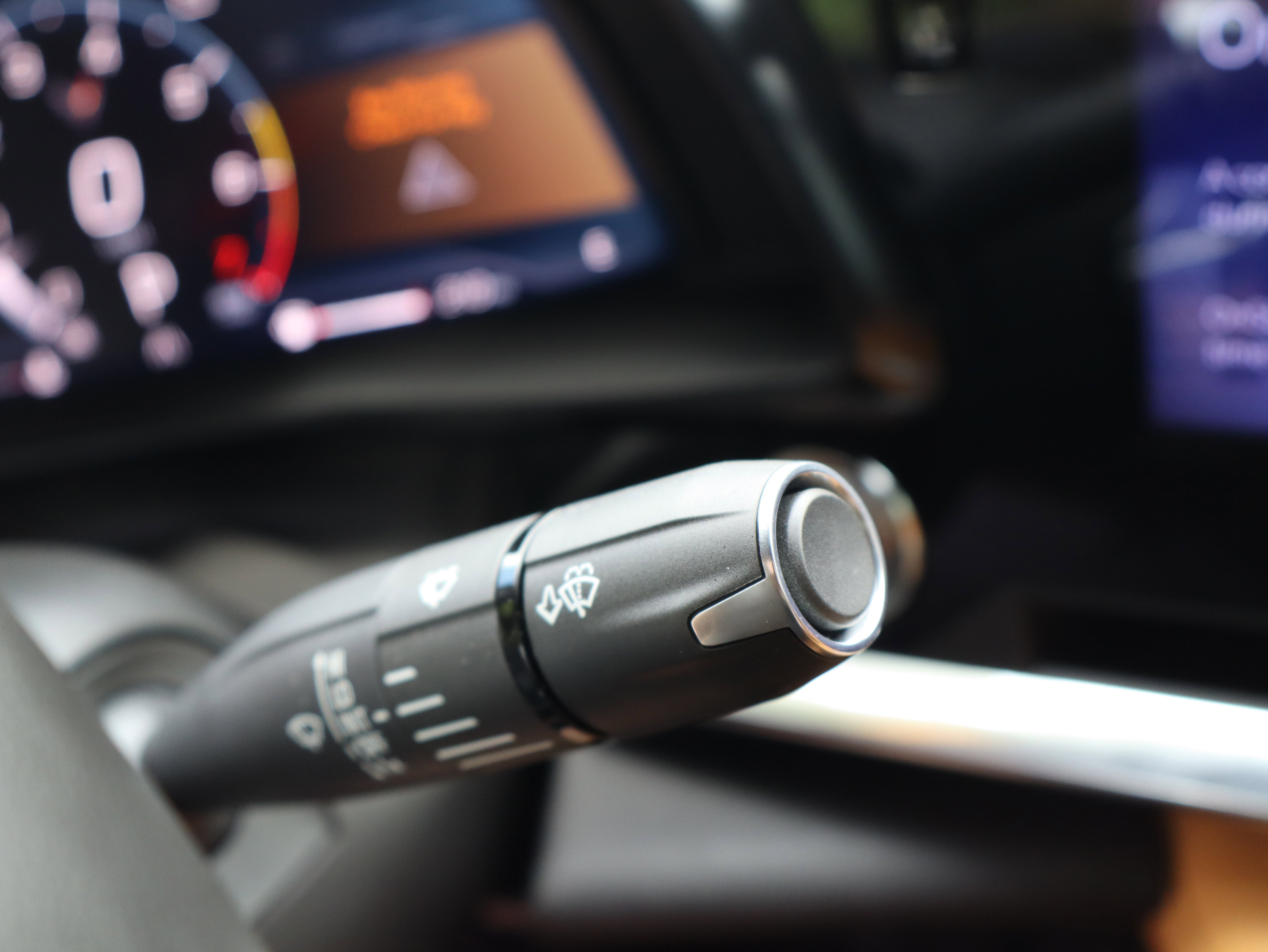 Used 2020 Chevrolet Corvette Stingray Preferred Cpe w/ 2LT Preferred Equipment Group RWD image 37