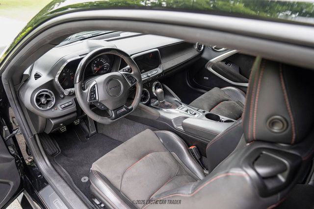 Used 2019 Chevrolet Camaro ZL1 RWD image 68